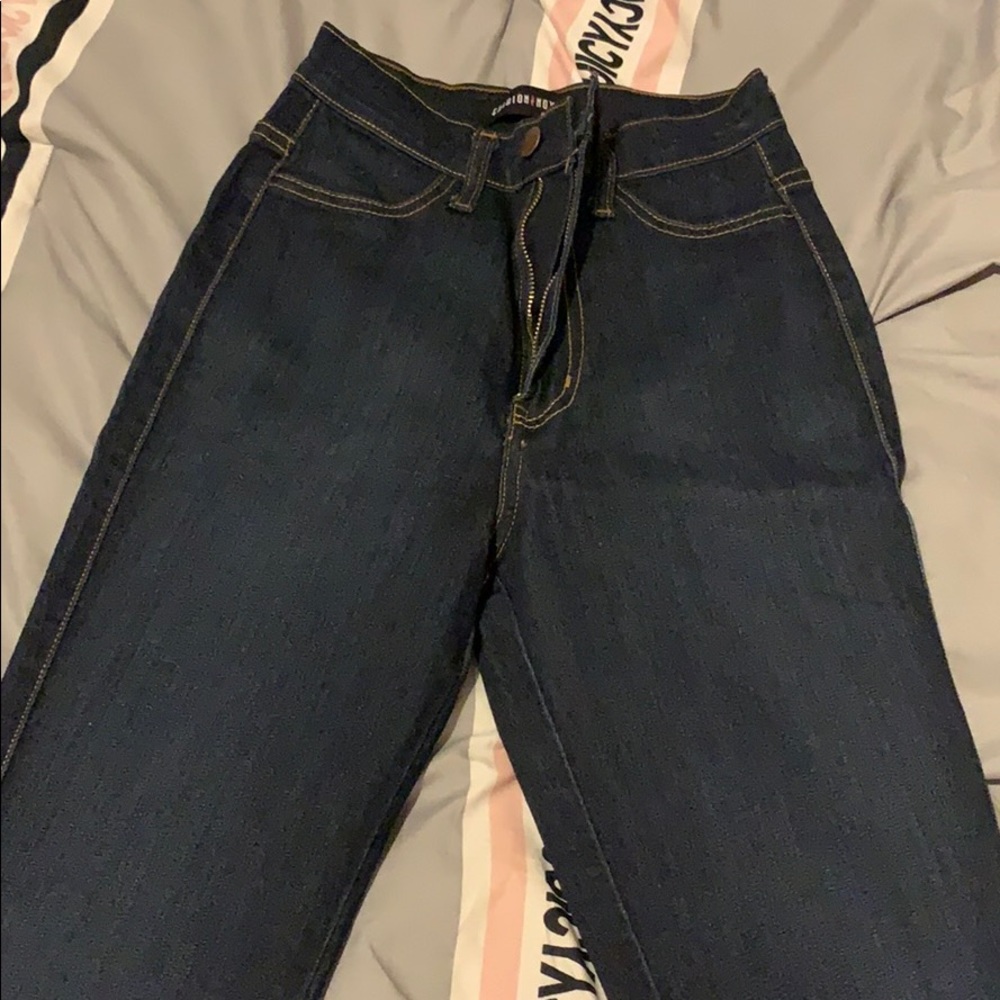 Fashion nova Kylie jeans